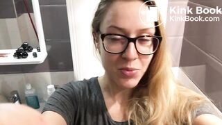 SCAT - Sexy girls Pooping 43