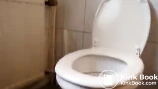 SCAT - Sexy girls Pooping 43