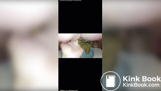 SCAT - Sexy girls Pooping 44