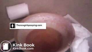 SCAT - Sexy girls Pooping 45