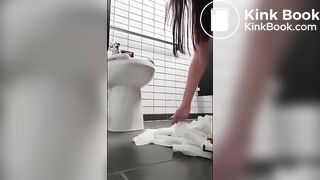 SCAT - Sexy girls Pooping 34