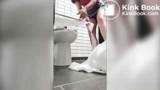 SCAT - Sexy girls Pooping 34