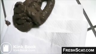 SCAT - Sexy girls Pooping 44