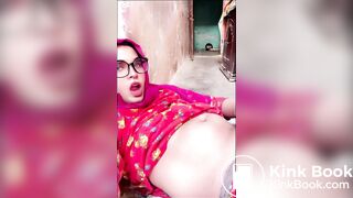 Please support me, I’ll be your good toilet slav