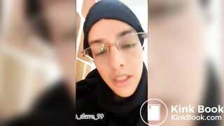 Hijabi scat girl