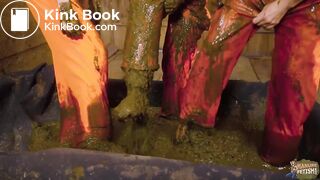 Green Is the New Orange lesbian threesome in shit