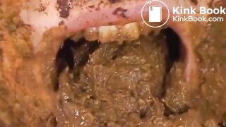 Pretty Lady enjoys coprophagia