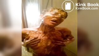 Skinny daughter with shit and piss.