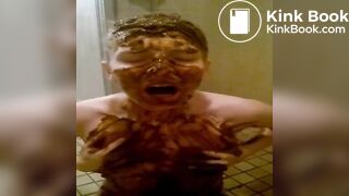 Skinny daughter with shit and piss.