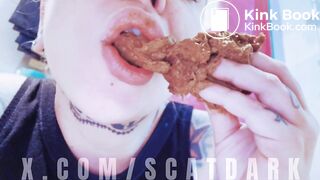 Getting out my shit with octopus dildo @scatdark