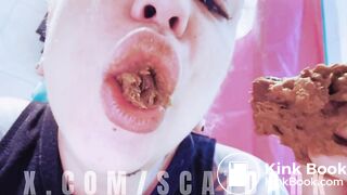 Getting out my shit with octopus dildo @scatdark