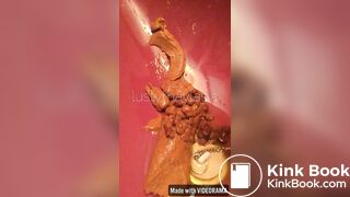 Lustymaylasia shits in a sink and tastes it all