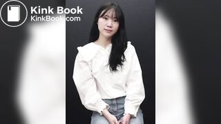 Korean slut pooping while masturabating