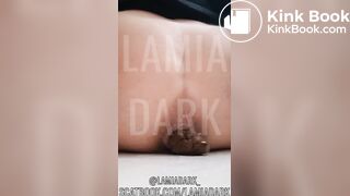 Eating poop @lamiadark_