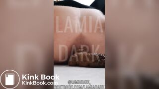 Eating poop @lamiadark_