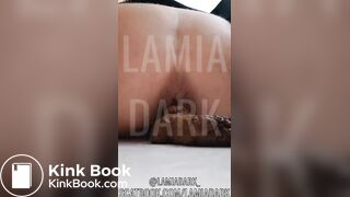 Eating poop @lamiadark_