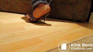 pantyhose high heels asian feet 2