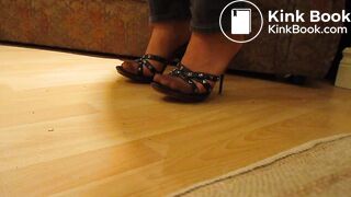 pantyhose high heels asian feet 2