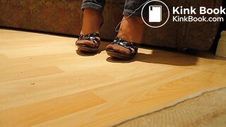 pantyhose high heels asian feet 2