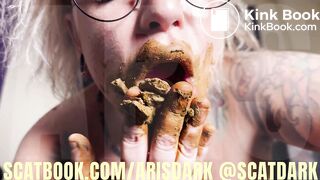 Dirty at the bed @scatdark