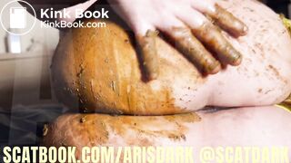 Dirty at the bed @scatdark