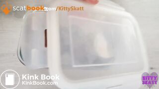 Filling the container