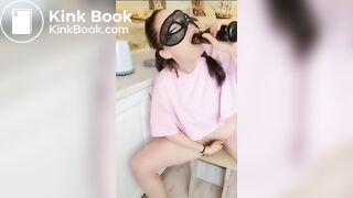 Queen of scat