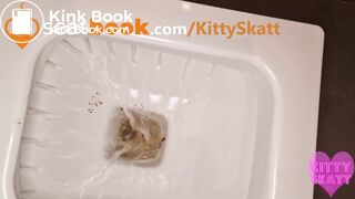 Seductive toilet EFRO