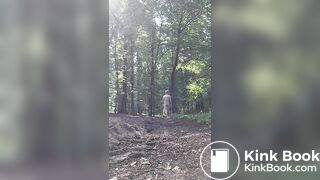 Nackig im Wald Abspritzen