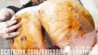 Eating poop @lamiadark_