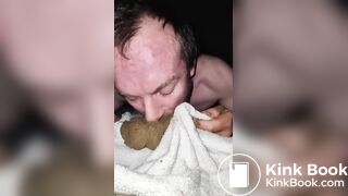 Hundescheiße naschen