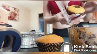 Hot girl making shit cupcakes