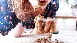 Pretty Woman Pooping