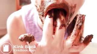 Pretty Woman Pooping