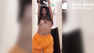 Hot Brunnett Shitting, Scat, Nice Tits, Shit,