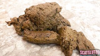 Thick Ass Trans BBW Twerks Out Shit