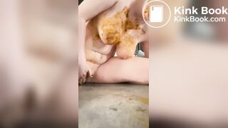 Nasty scat eating piggy