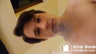 German fag‘s first time playing with shit