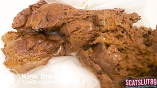 Close-Up Shit from My Loose Asshole