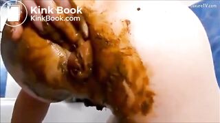 rubbing shit on her body fisting