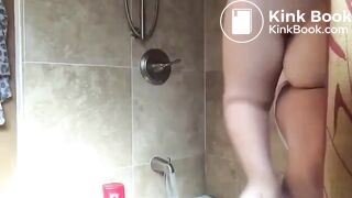 Busty BBW scat smearing and cumming