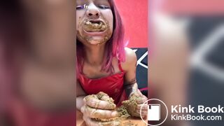 Sexy Latina shit eater loves scat