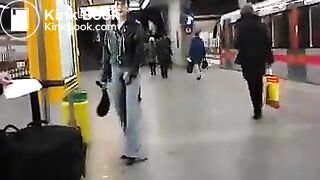 PPG - Dany subway jeans wetting