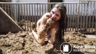 Kaitlyn Katsaros Going Crazy In Pigshit