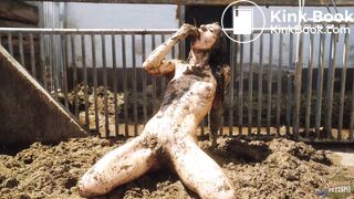 Kaitlyn Katsaros Going Crazy In Pigshit