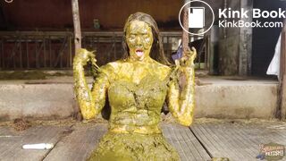 Brooke Maddison Clumsy In Cow Dung