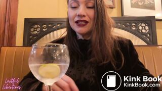 Cheating boss takes surprise facial in pub toilets