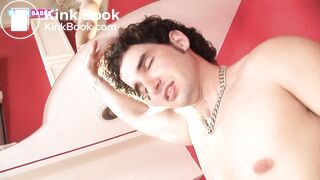 ANAL CUNTS EXPLORE ASSES