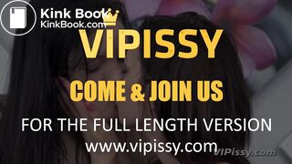 Golden Piss Showers Lead To Pussy Play