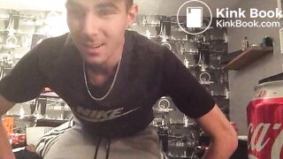 Guy pooping in his cap